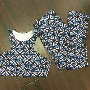 AERIE sports bra and leggings set